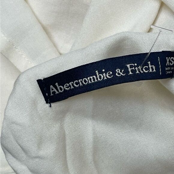 NWT Abercrombie & Fitch Cream Lace Blouse Sz XS Feminine Sheer Layered Tie Back - Picture 5 of 7